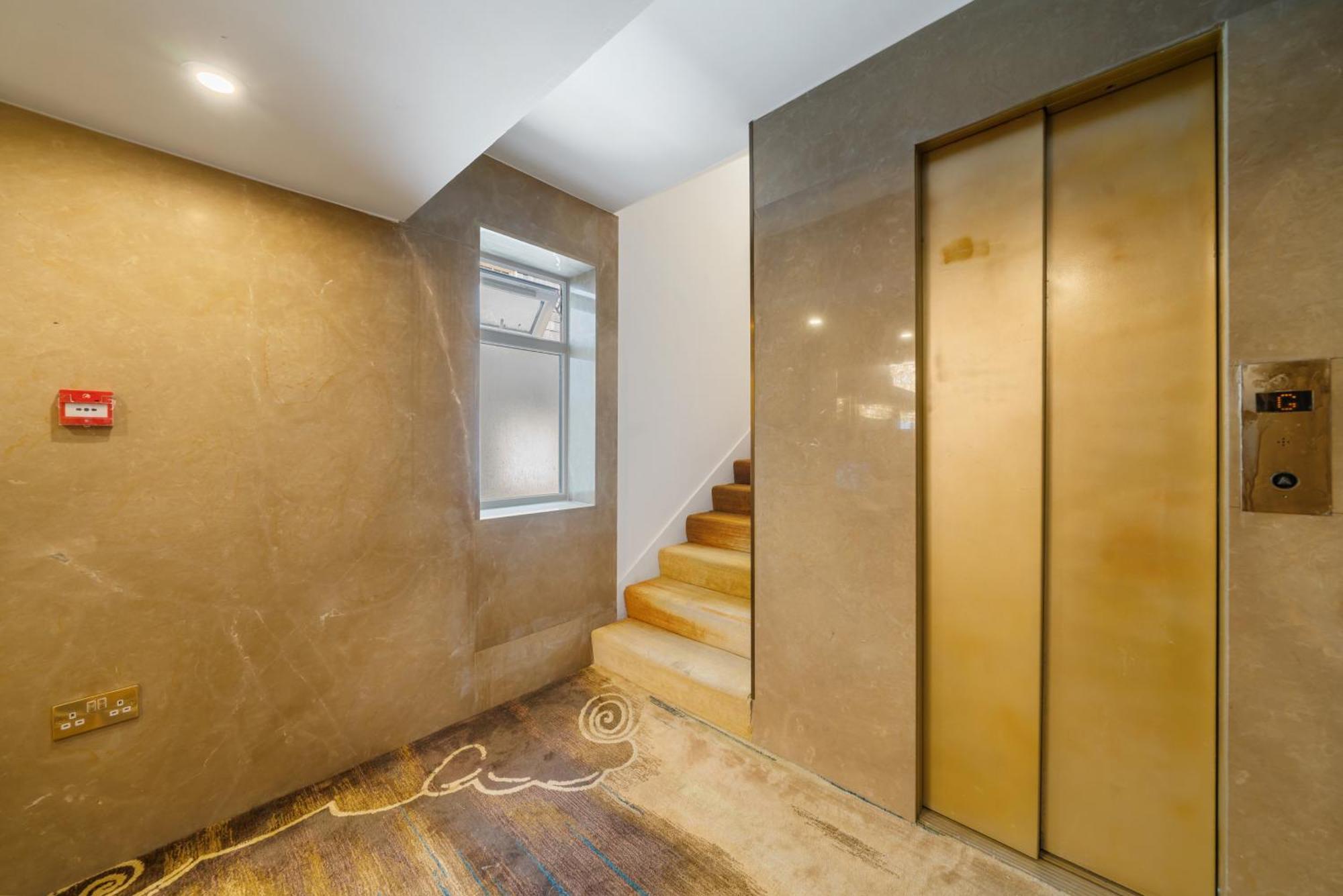 Apartment Exquisite 2-bedroom Luxury In Prestigious Mayfair H3 London